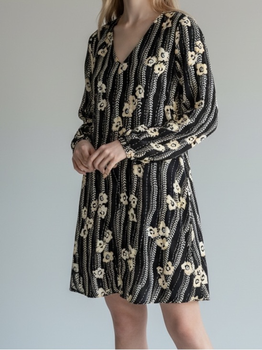 Express Black and Cream Floral V-Neck Mini Dress